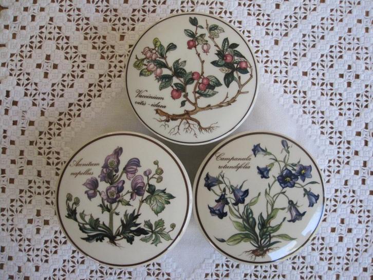 Fraaie Villeroy en Boch schaaltjes met deksel 3 stuks, Antiek en Kunst, Antiek | Porselein, Ophalen of Verzenden