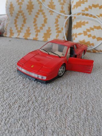 Ferrari Testarossa 1984 – Bburago 1:18 – Made in Italy – Die beschikbaar voor biedingen