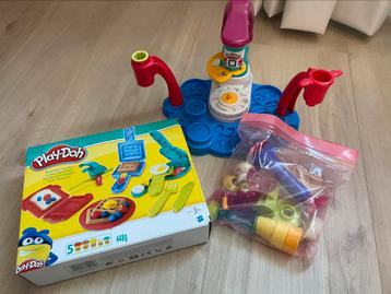 Ontbijt set play-doh beschikbaar voor biedingen