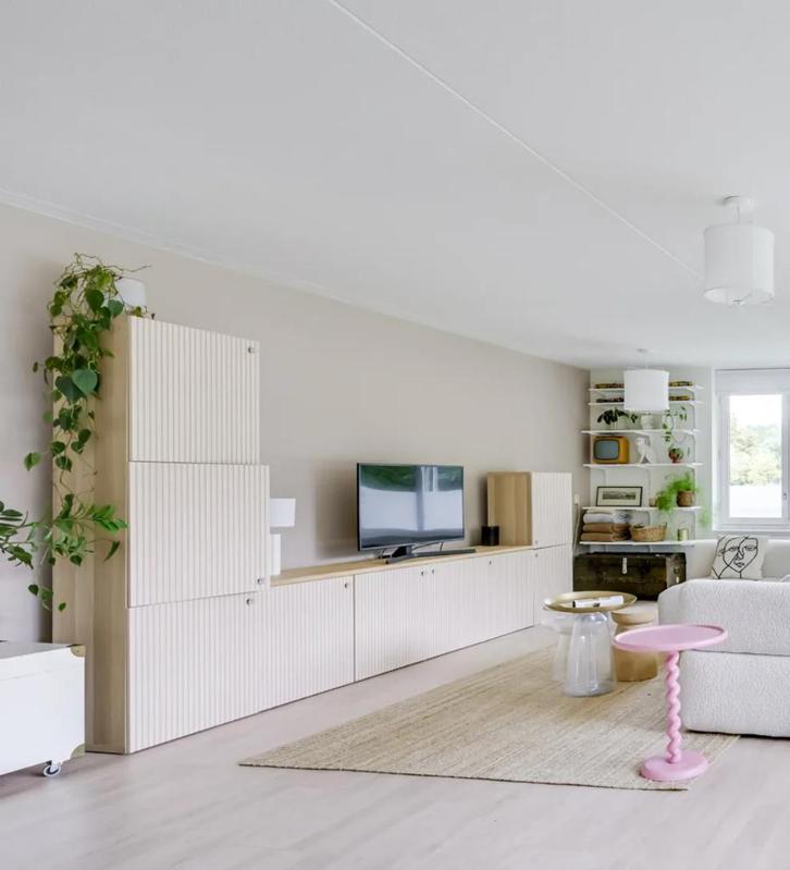 Besta kast eiken effect BJÖRKÖVIKEN deuren, Huis en Inrichting, Kasten | Wandmeubels, Gebruikt, 150 tot 200 cm, Minder dan 150 cm