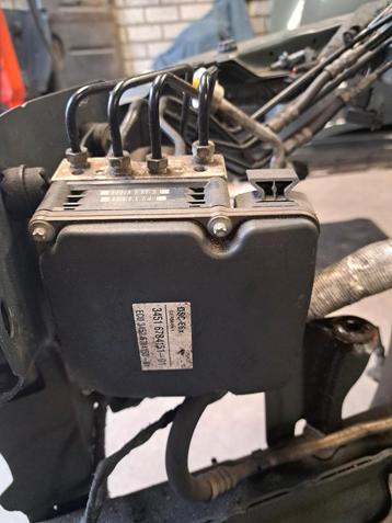 Abs pomp en rembekrachtiger bmw e60 e61 lci abspomp  beschikbaar voor biedingen