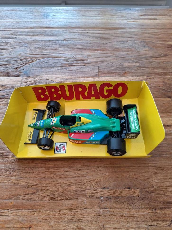 Bburago Modelauto 1/24 - Nieuw in doos, Hobby en Vrije tijd, Modelauto's | 1:24, Nieuw, Auto, Bburago, Ophalen of Verzenden