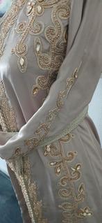 Marokkaanse kaftan jurk, Kleding | Dames, Jurken, Maat 38/40 (M), Beige, Ophalen of Verzenden, Zo goed als nieuw