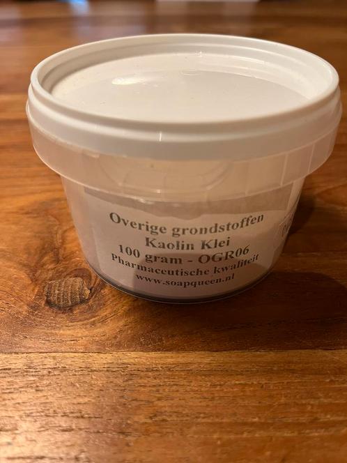 Koalin klei grondstof voor reinigende gezichtmasker, Sieraden, Tassen en Uiterlijk, Uiterlijk | Gezichtsverzorging, Zo goed als nieuw