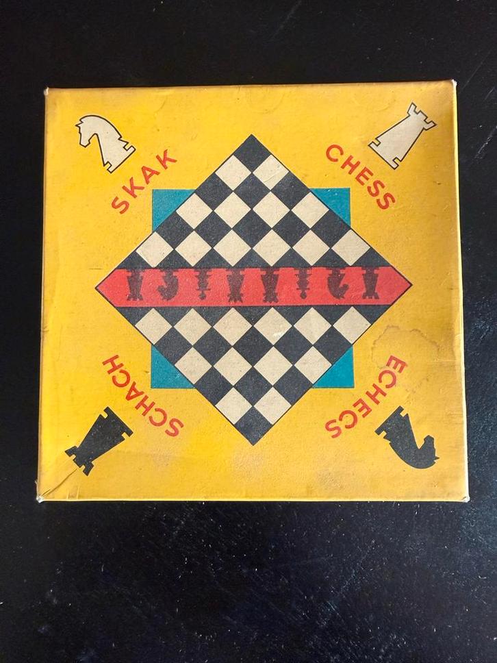 Mini Schaakspel Jaren 50 - Nieuw in Doos!, Hobby en Vrije tijd, Gezelschapsspellen | Bordspellen, Nieuw, Een of twee spelers, Reisspel