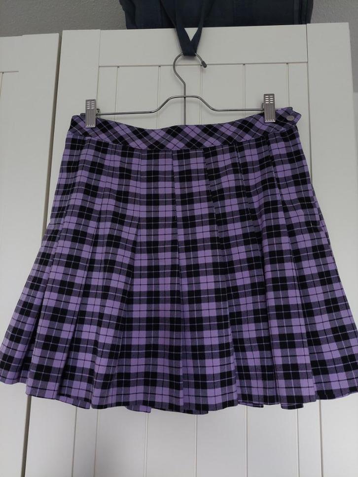 Paarse H&M rok, Kleding | Dames, Rokken, Zo goed als nieuw, Maat 38/40 (M), Paars, Boven de knie, Verzenden