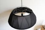 design hanglamp zwart met metaal, Huis en Inrichting, Lampen | Hanglampen, Ophalen, Modern design, Zo goed als nieuw, Metaal