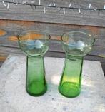 2x Antieke Groene Glazen Bollenvazen., Ophalen of Verzenden, Gebruikt, Overige typen