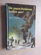 Joh. G. Veenhof - De parachutisten vallen aan, Boeken, Ophalen of Verzenden, Tweede Wereldoorlog, Gelezen