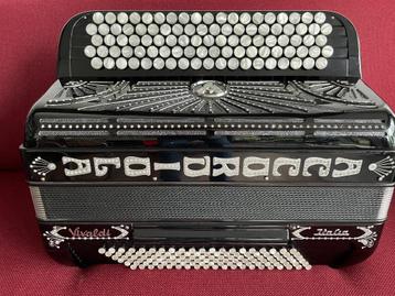 Prachtige Accordiola Vivaldi knopacordeon . B-Griff  beschikbaar voor biedingen
