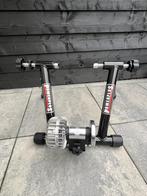 Powerplus Vloeistof Fietstrainer, Sport en Fitness, Fitnessapparatuur, Ophalen, Rug, Zo goed als nieuw, Metaal