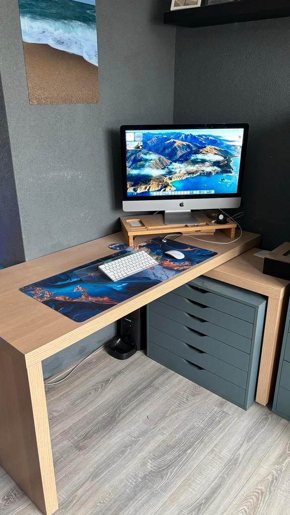 IKEA Malm Bureau met uittrekbaar blad, Huis en Inrichting, Bureaus, Gebruikt, Bureau, Ophalen of Verzenden