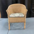 Rotan stoel met kussen, Huis en Inrichting, Fauteuils, Ophalen, Vintage
