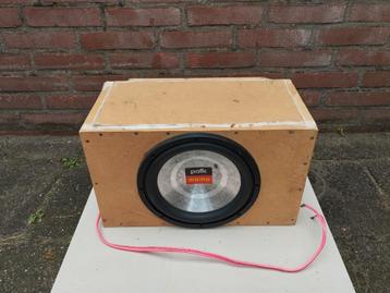 Diverse woofer versterkers en auto audio opruiming zie foto beschikbaar voor biedingen