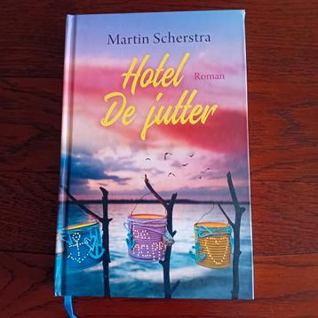 hotel de jutter, boek van Martin Scherstra beschikbaar voor biedingen