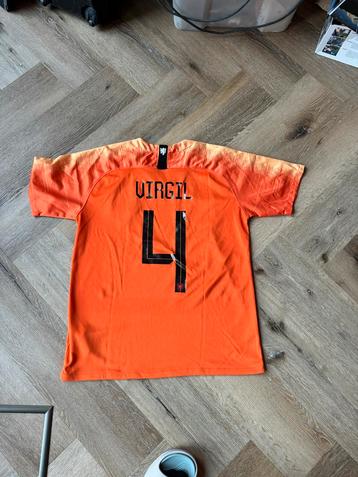 Voetbalshirt Nederlands Elftal Virgil van Dijk - Maat M beschikbaar voor biedingen