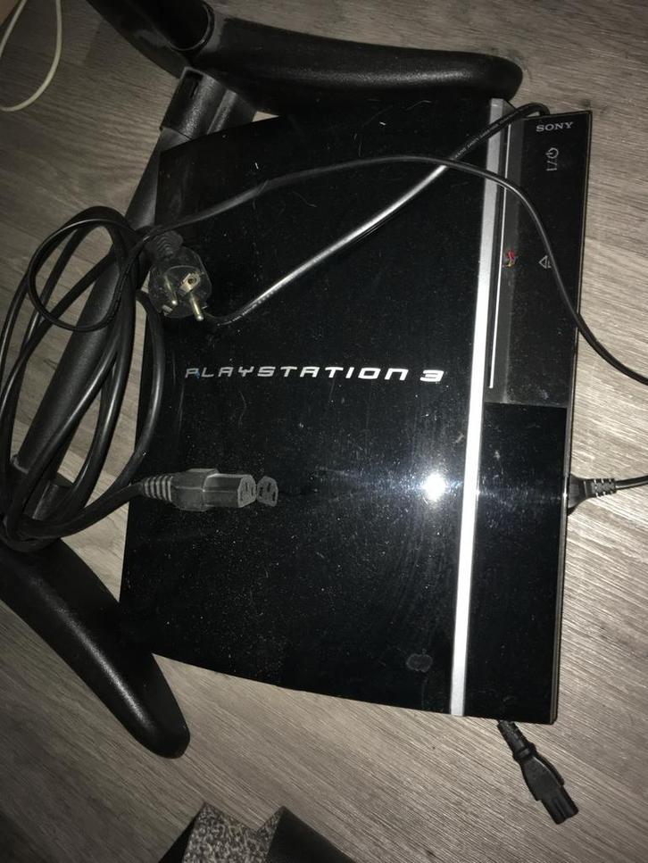 PlayStation 3 met games, microfoons, 3 gitaren en drumstel, Spelcomputers en Games, Spelcomputers | Sony PlayStation 3, Zo goed als nieuw