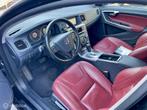Volvo V60 180pk T4 AUTOMAAT|RIJKLAAR|NAP|LEER|THAAK|GARANTY!, Auto's, Volvo, Euro 5, Gebruikt, Huisgarantie, 4 cilinders
