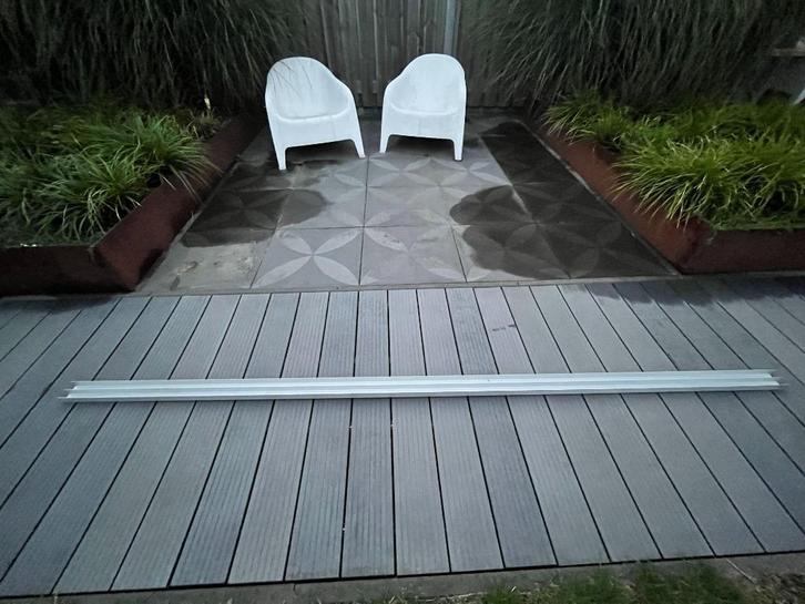 Schuifdeurrail, Doe-het-zelf en Verbouw, Hang- en Sluitwerk, Zo goed als nieuw, Overige typen, Overige materialen, Ophalen