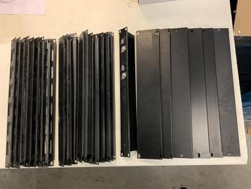 Lot van Blind-Ventilatiepanelen beschikbaar voor biedingen