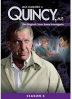 Quincy, M.E. complete serie 5 dvd, Vanaf 9 jaar, Verzenden, Zo goed als nieuw, Actie en Avontuur