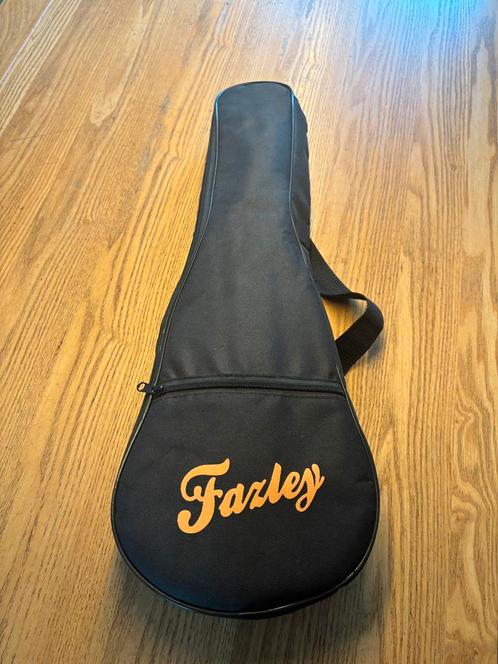 Fazley Ukelele, Muziek en Instrumenten, Snaarinstrumenten | Gitaren | Akoestisch, Gebruikt, Overige typen, Met koffer, Ophalen of Verzenden