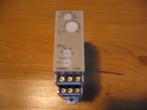Omron timer H3DK-S2 tijdrelais., Ophalen of Verzenden, Gebruikt
