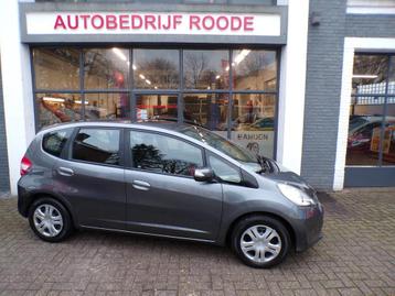 Honda Jazz 1.4 Comfort Automaat NETTE AUTO! (bj 2011) beschikbaar voor biedingen