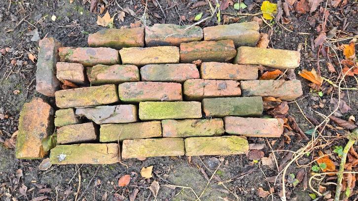 gebakken klinkers / oude waaltjes circa 12m2, Tuin en Terras, Tegels en Klinkers, Gebruikt, Klinkers, 10 m² of meer, Ophalen