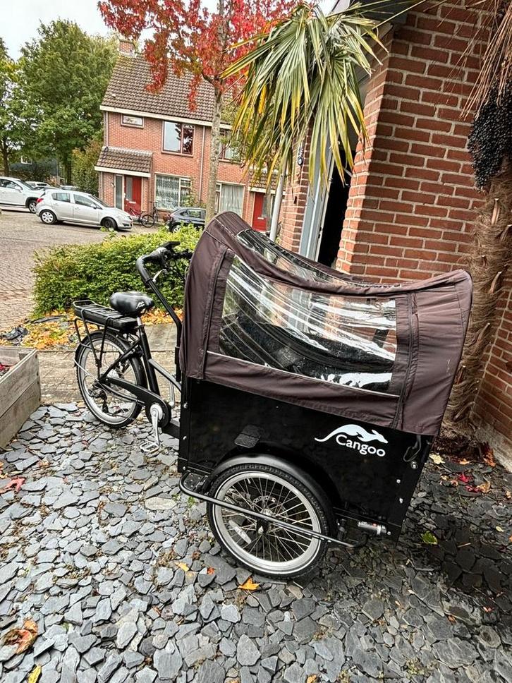 Cangoo bakfiets inc. Maxi cosi drager +regenhuif + regenhoes, Fietsen en Brommers, Fietsen | Bakfietsen, Gebruikt, Overige merken