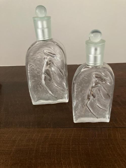 Rochas Fleur d'Eau lege parfumflesjes. 2  Naakt vrouw figuur, Verzamelen, Parfumverzamelingen, Gebruikt, Parfumfles, Ophalen of Verzenden