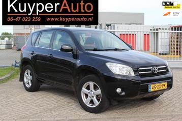 Toyota RAV4 2.2 D4D Linea Sol NAVI CLIMA TREKHAAK ZEER NETJE beschikbaar voor biedingen