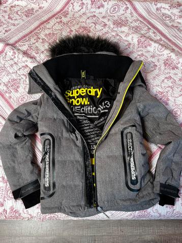 Superdry ski jas beschikbaar voor biedingen