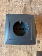 Berker stopcontact NIEUW 8 stuks, Doe-het-zelf en Verbouw, Elektra en Kabels, Ophalen, Nieuw, Stopcontact