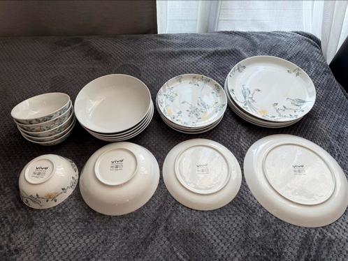 Vivo Limited Edition Servies, Huis en Inrichting, Keuken | Servies, Bord(en), Overige stijlen, Porselein, Ophalen