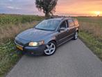 Volvo V50 2.5 T5 2004 summum bomvol +Nieuwe apk, Auto's, Volvo, Voorwielaandrijving, 74 €/maand, Beige, 2521 cc