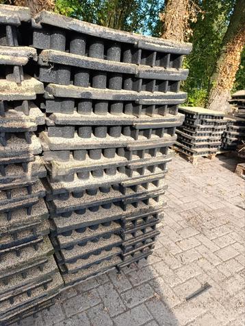 Rubber Tegels 60x60x10cm - Ideaal voor Paardebox, Tuin, Gym beschikbaar voor biedingen