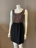 Mooi jurkje van Modstrom maat XS, Kleding | Dames, Jurken, Douwenmaat 8-3 Meppel, Info@again.nu, Bruin, Ophalen of Verzenden