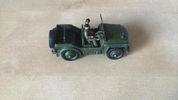 DINKY TOYS AUSTIN CHAMP + DRIVER+PASSAGIER  MOOI TOCH ? beschikbaar voor biedingen