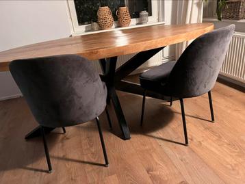Twee fauteuills van Basic Label in de kleur teal beschikbaar voor biedingen