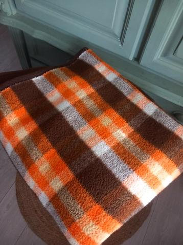 Vintage wollen deken bruin oranje creme ruit 70s beschikbaar voor biedingen