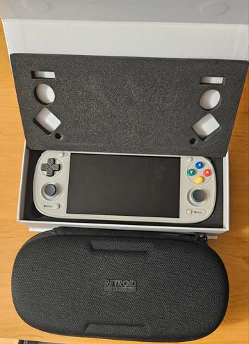 Retroid pocket 5 beschikbaar voor biedingen