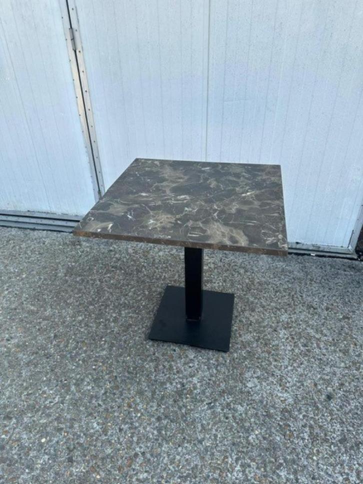 2 stuks marmerlook horeca restaurant tafels 70x70 cm, Antiek en Kunst, Antiek | Meubels | Tafels, Ophalen