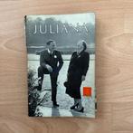 Juliana, fotoboek, Verzamelen, Koninklijk Huis en Royalty, Ophalen of Verzenden, Zo goed als nieuw, Tijdschrift of Boek
