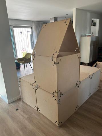 Bouw je eigen hut beschikbaar voor biedingen