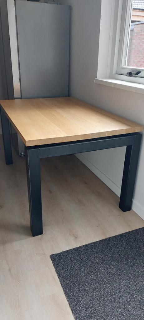 Eetkamer tafel, massief eiken, Huis en Inrichting, Complete eetkamers, Gebruikt, Minder dan 4 stoelen, Ophalen