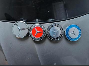 Mercedes-Benz velgen wielen naafkappen naafdoppen dopjes

İk beschikbaar voor biedingen