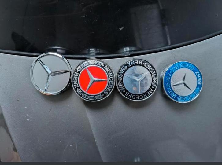 Mercedes-Benz velgen wielen naafkappen naafdoppen dopjes

İk, Auto diversen, Wieldoppen, Ophalen of Verzenden