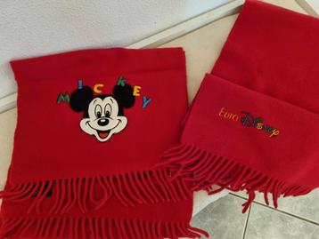 Mickey Mouse sjaal beschikbaar voor biedingen