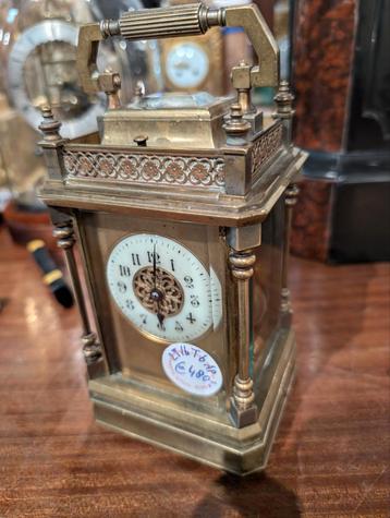 Antieke reiswekker 18 cm hoog €480 beschikbaar voor biedingen